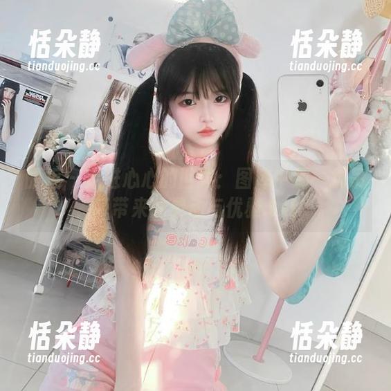 丽柜 - 走进心心的世界：图库中那一抹吊带带来的灵动与优雅.txt