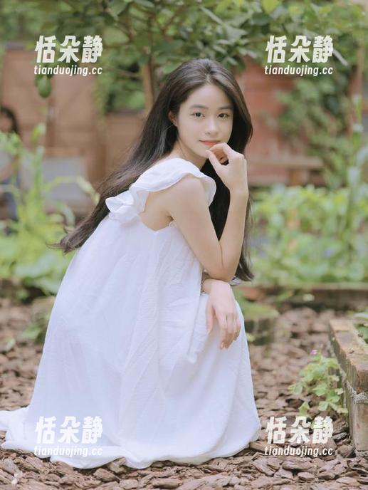 丽柜 - 怡萱的眼镜世界：无圣光写真合集带你走进她的视界.txt