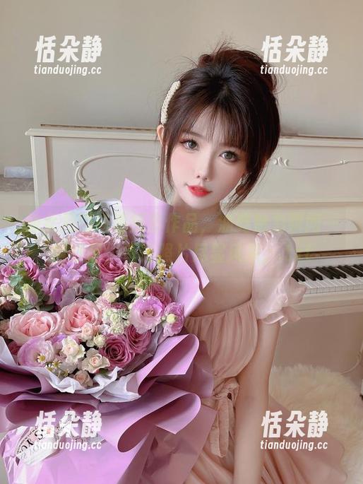 仙女月的高清摄影作品，油亮魅力瞬间一网打尽，每幅照片尽显风采。.txt