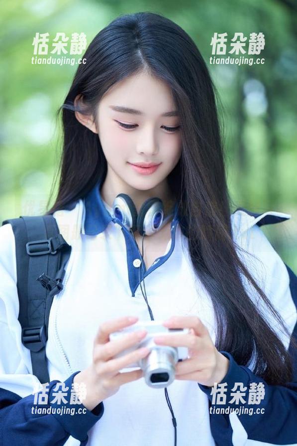 优星馆-Ayumi雪雪 优星馆 - Ayumi雪雪绽放自信!美腿写真图册记录下青春无敌的瞬间.txt