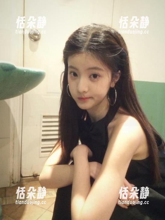 克拉女神 - 由高清舒彤双双来袭开启新视界，属于你的图包时刻.txt