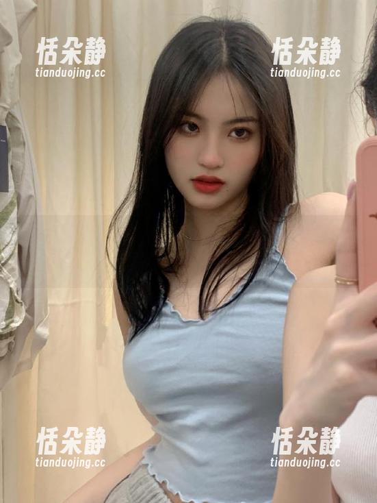 探索兔玩映画的黑白旗袍双子，最新私拍资源任你下载.txt