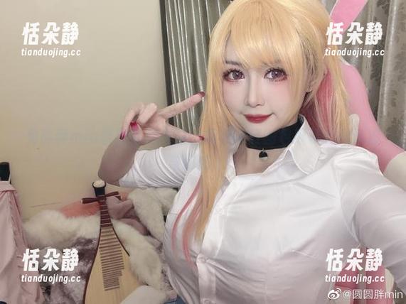 兔胖胖min最新私拍作品，精美浴缸图包展现无限诱惑与幻想.txt