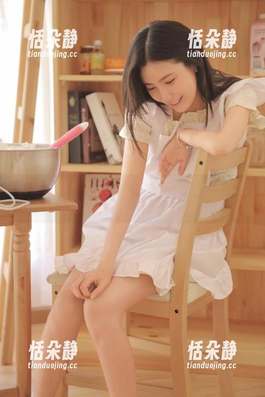 初夏女神 - 双双无圣光作品图包：回光返照中的灵感迸发与艺术探索.txt