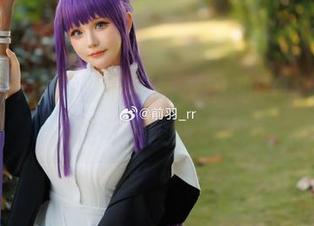 前羽_rr：高清和服写真中的COS魅力，讲述每一段故事.txt