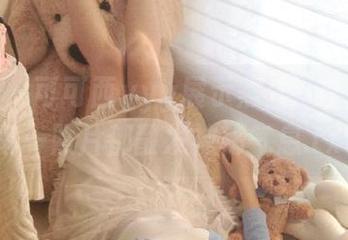 微密圈 – 可可西yyy展示黑丝蒙眼写真：每一照片都散发神秘气息.txt