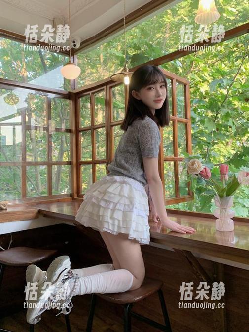 微密圈 - 走进周妍希私房黑丝高跟作品的世界：追寻时尚与艺术.txt