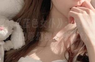 最新写真集《蓝色女仆》：探索喵糖映画带来的奇幻视觉体验.txt
