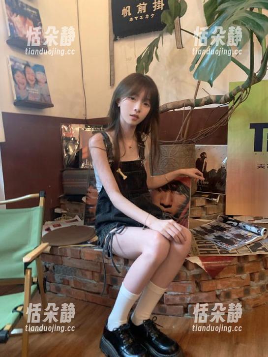 嗲囡囡-芷儿Momoko 嗲囡囡 - 芷儿Momoko的夏日梦境:图集下载邀您一同领略那份清丽与宁静.txt