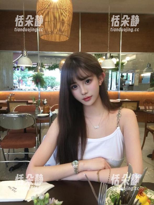 头条女神 - 精选草莓酱女孩的时尚写真合集，记录下她流转中的青春故事.txt