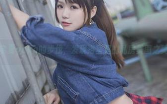 跟随宅夏yoko的步伐，发现浴室里的私房美图之美.txt