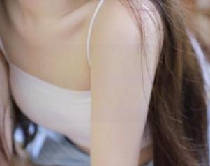 青春无限！宋哈娜女孩最新原图更新，分享你的欣赏与赞叹吧！.txt