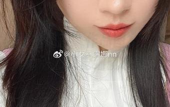 “小女巫露娜流音”作品图集：触碰那些令人心动的视觉细腻瞬间.txt