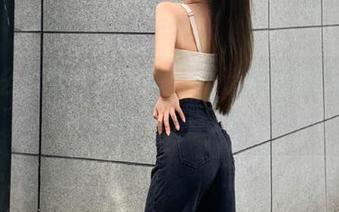 小瑶幺幺天台写真集，高清尽显都市风情与动人气息.txt