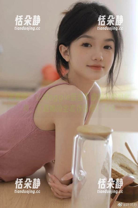 尤果网 - 让Maggie蕾丝带你进入梦幻世界，下载她的全套作品吧！.txt