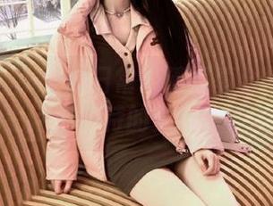 尤果网 – 小喜的日常高清写真合集：揭示她生活中独特的美与瞬间.txt
