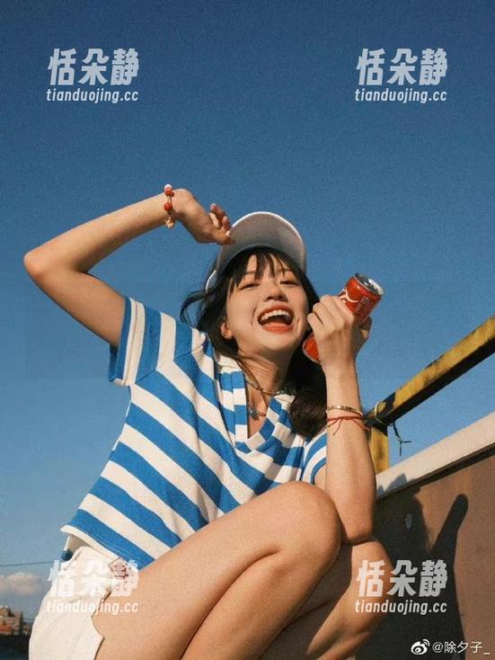 尤果网 - 别错过！小潘鼠最新毛衣写真资源闪亮登场，快来给你的人生添彩！.txt