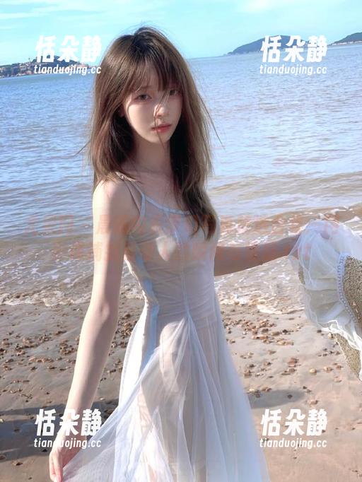 尤果网 - 晨曦内衣梦幻写真精选合集：用影像捕捉最动人的瞬间与情感.txt