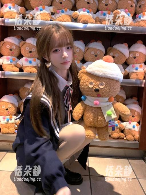 尤果网 - 高清壁纸精选：李焱剧情写真，感受艺术与情感的完美结合.txt