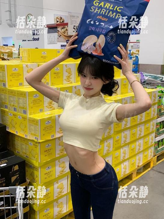 尤果网-杨乔之 尤果网 - 全新感觉!杨乔之的黑白作品,让分享成为发现美的旅程!.txt