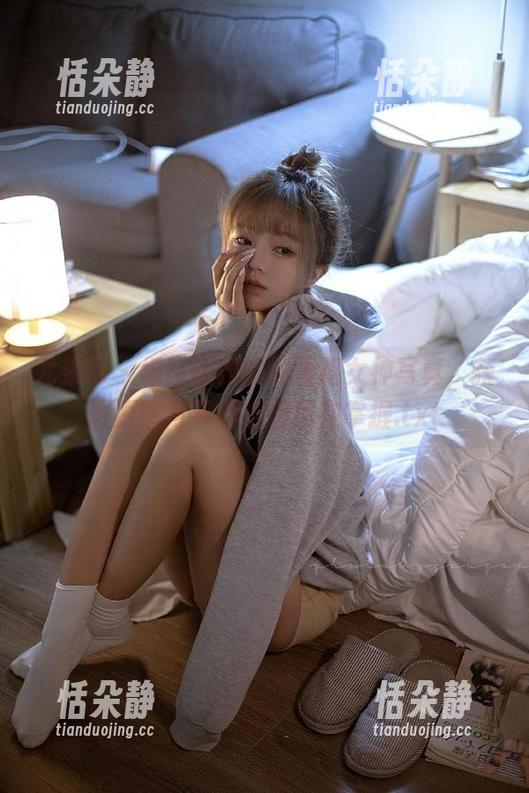 尤果网 - 细腻优雅的绮里嘉女神写真，获取原图与下载链接尽在掌握.txt