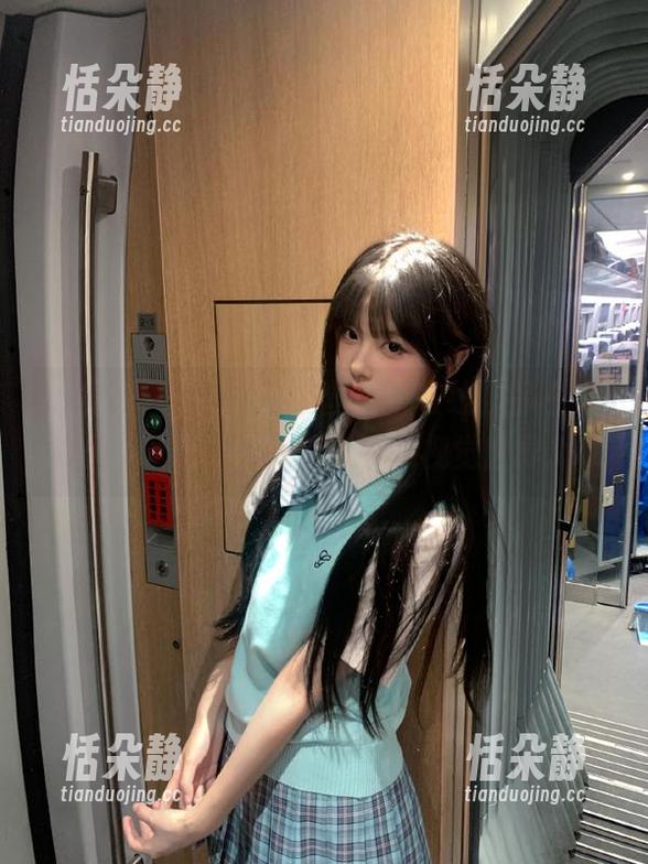 尤蜜荟 - Egg-尤妮丝最新在线作品《死库水》曝光，带你走进她的视觉世界.txt