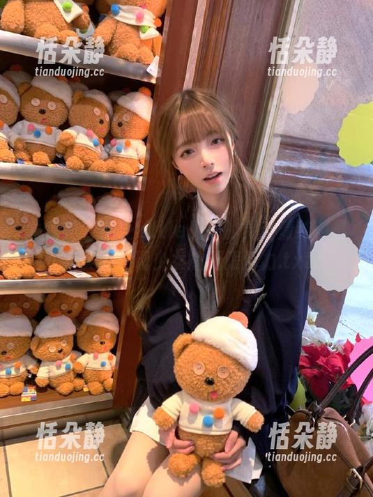 尤蜜荟 - 感受little贝壳的灵动清纯，最新美图展现少女的无限活力.txt