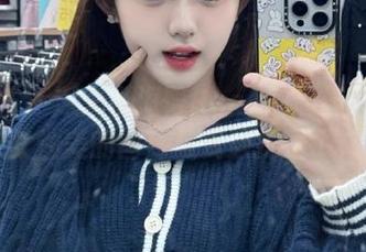 尤蜜荟 – 深入小海臀Rena的瑜伽写真：女性美的图库与资源探索.txt