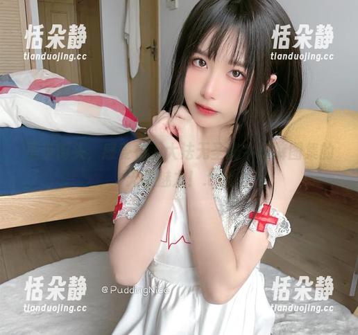 漫步街头，感受布丁大法无圣光牛仔裤图集的无限魅力！.txt