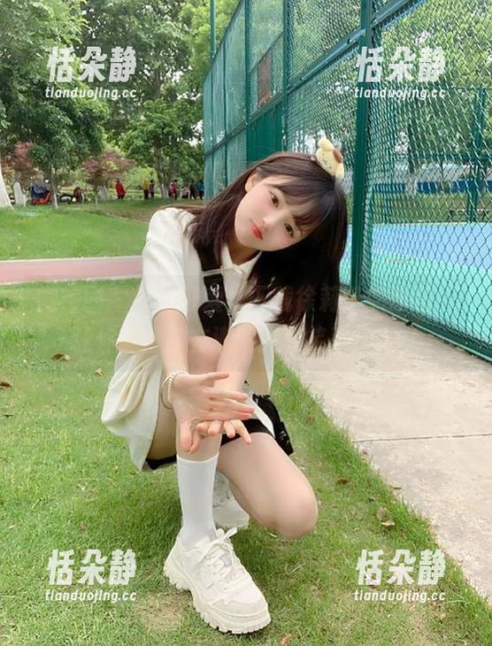 微密圈 - 超级可爱！下载徐莉芝的原图，让你的日常充满阳光和笑声！.txt