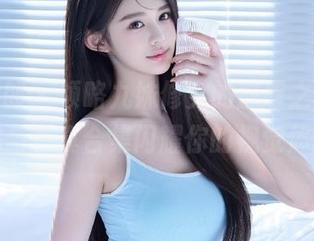 慕丝女郎 – 领略九妹修女的魅惑之美，精致图包与写真合集闪耀你的视觉体验.txt