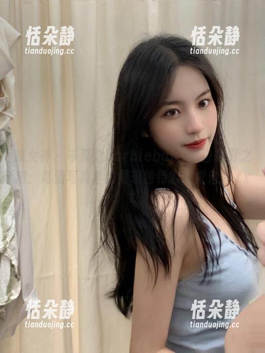 推女神 - 岑苑之barbiebaby黑白摄影之旅：高清写真合集展现独特的视觉魅力.txt