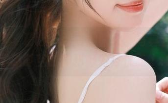 推女神 – 精选“张雨涵修女”写真合集：穿越时空的神秘魅力与优雅.txt