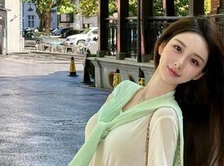 星颜社 – 让清妙带你体验圣诞魅力，精美图片下载让快乐更贴心！.txt