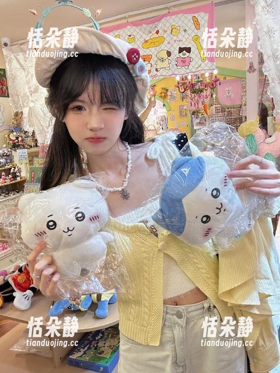 星颜社 - 转转Lisa的礼服写真合集全新更新，每一张都是笑点满满的奇幻旅程！.txt