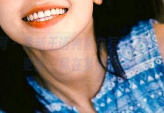 果团网 – 最新王语纯黑白写真，精彩图片更新，尽在其中！.txt