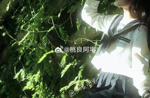 观看桃良阿宅精心打造的兔女郎写真，带你踏入一个充满幻想的视觉盛宴！.txt