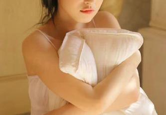 梦丝女神 – 莹仙女丝袜写真发布，海量福利图片等你欣赏！.txt
