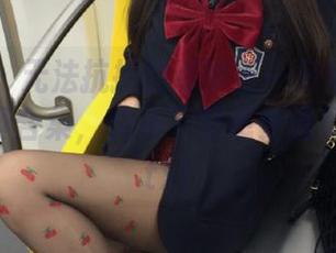 微密圈 – 无法抗拒的《梦里一只喵》棕色诱惑写真合集，快来下载感受温柔瞬间！.txt