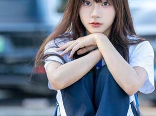 免费欣赏森萝财团白丝80D美图，尽情感受艺术作品的细腻魅力！.txt