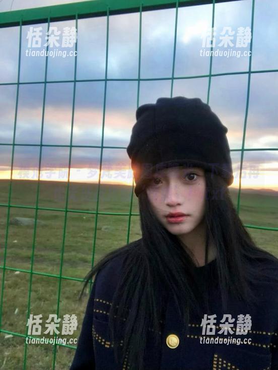 模范学院 - 梦梵美脚图库曝光，下载后再也无法抗拒的‘诱惑’！.txt