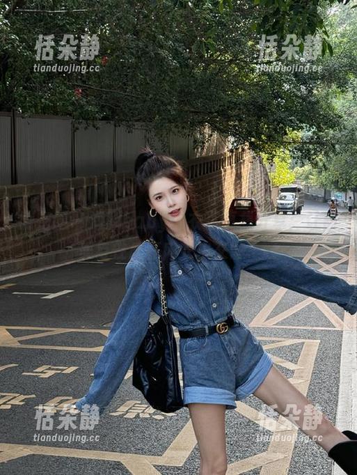 微密圈 - 海豚baby内衣写真集分享：让甜美与性感在内衣中交融.txt