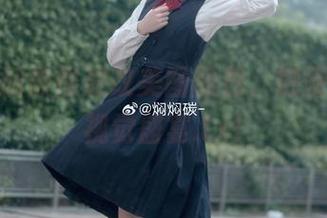 精选焖焖碳绫波改美图图包，触碰心灵的视觉盛宴.txt