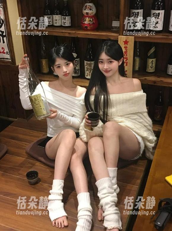 爱蜜社 - 观看小丽莎萌萌哒的连衣裙摄影之美，原图带你进入时尚的殿堂.txt