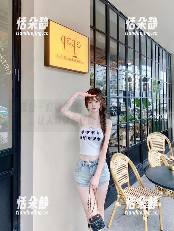 爱蜜社 - 打破传统：瑞妤温柔的艺术作品，让人难以忘怀的视觉之旅.txt