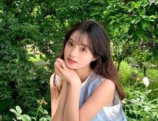 爱蜜社 – 下载陈赞之独特的裤里丝写真，领略前所未有的艺术风格！.txt
