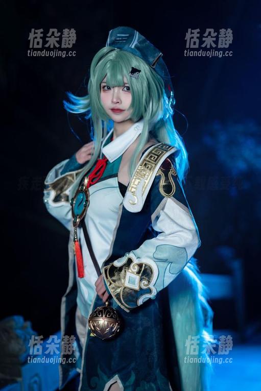 疾走可可校服写真图包，免费下载感受纯真校园时光.txt