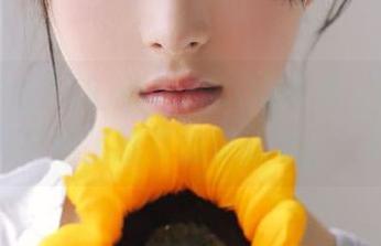 深入白金Saki的妹妹COS图集，缤纷色彩与细腻细节的完美结合.txt