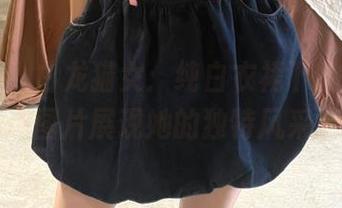 微密圈 – 白龙猫女：纯白衣裙下的故事，精选图片展现她的独特风采.txt