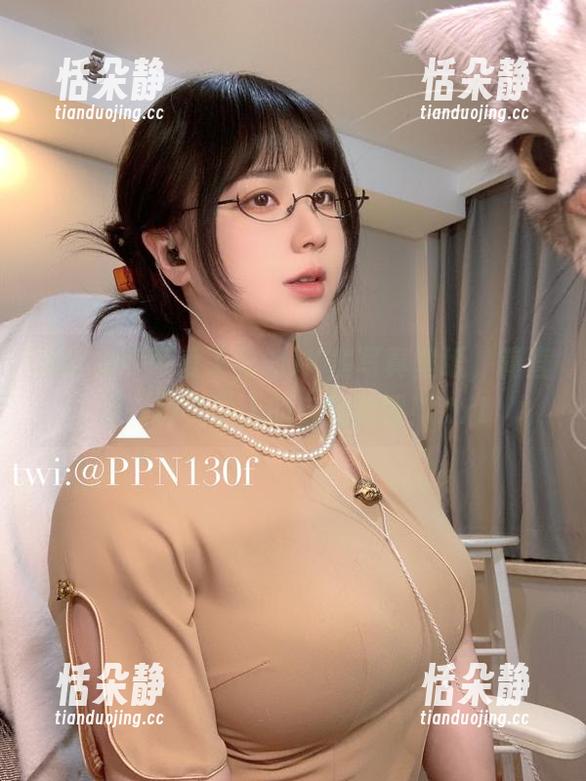 皮皮奶可可爱了啦的JK塞写真壁纸，简直是一种美学上的自我放逐！.txt